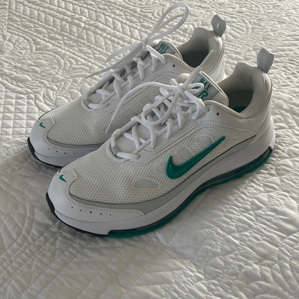 Nike Air Max AP